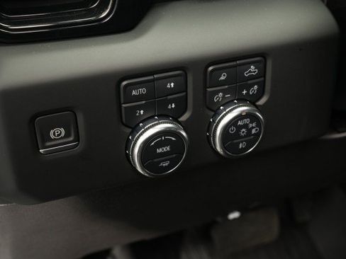 Used 2024 GMC Sierra 1500 AT4X w/ AT4X AEV Edition AWD/4WD image 37