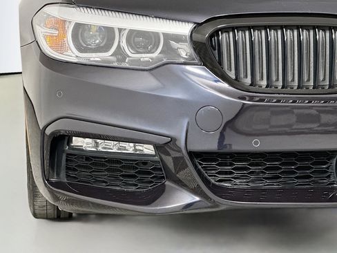 Used 2018 BMW 540i RWD image 16