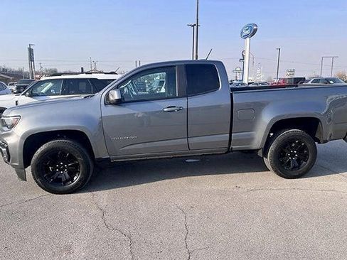 Used 2021 Chevrolet Colorado LT w/ Fleet Safety Package RWD image 5
