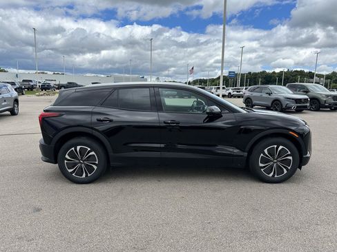 Used 2024 Chevrolet Blazer EV LT AWD/4WD image 8