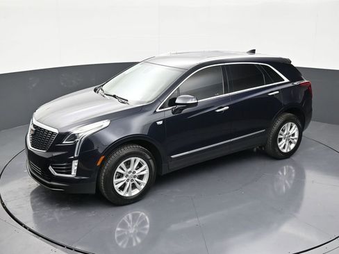 Certified 2022 Cadillac XT5 Luxury FWD image 12