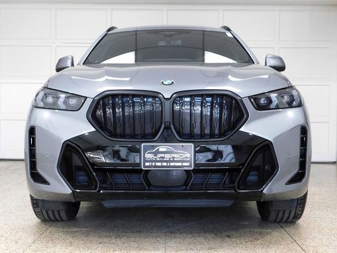 Used 2025 BMW X6 xDrive40i AWD/4WD image 3