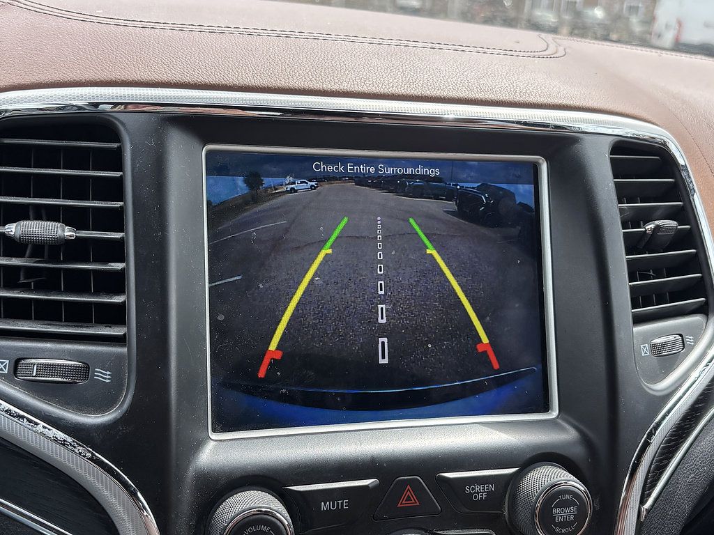 Used 2018 Jeep Grand Cherokee Summit AWD/4WD image 11
