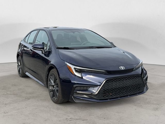Used 2024 Toyota Corolla SE w/ SE Premium Package FWD image 3