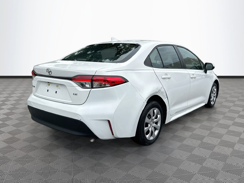 Used 2024 Toyota Corolla LE FWD image 6