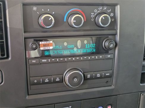 New 2025 Chevrolet Express 3500 w/ Power Convenience Package image 18
