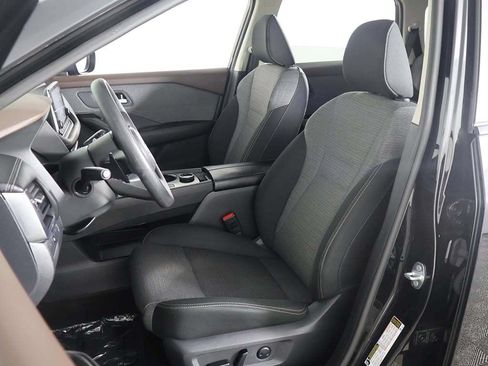 Used 2023 Nissan Rogue SV AWD/4WD image 27
