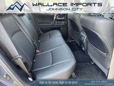 Used 2024 Toyota 4Runner TRD Off-Road Premium AWD/4WD image 42
