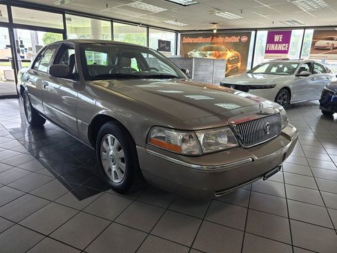 Used 2004 Mercury Grand Marquis LS RWD image 3