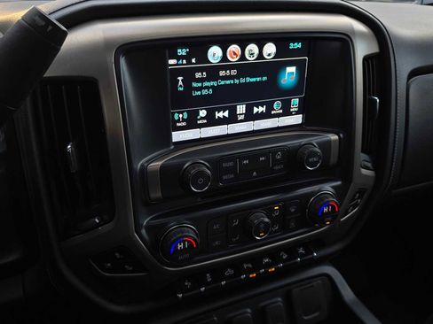 Used 2018 GMC Sierra 1500 Denali w/ Denali Ultimate Package image 29