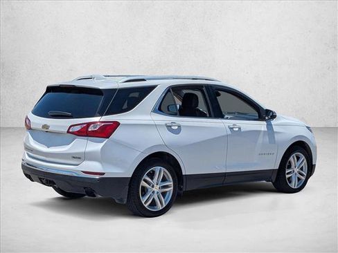 Used 2018 Chevrolet Equinox Premier FWD image 5