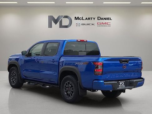 Used 2024 Nissan Frontier PRO-4X w/ Pro Premium Package AWD/4WD image 4