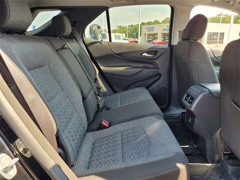 Used 2023 Chevrolet Equinox LT image 14