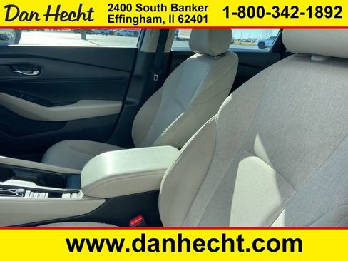 Used 2024 Honda Accord LX image 10