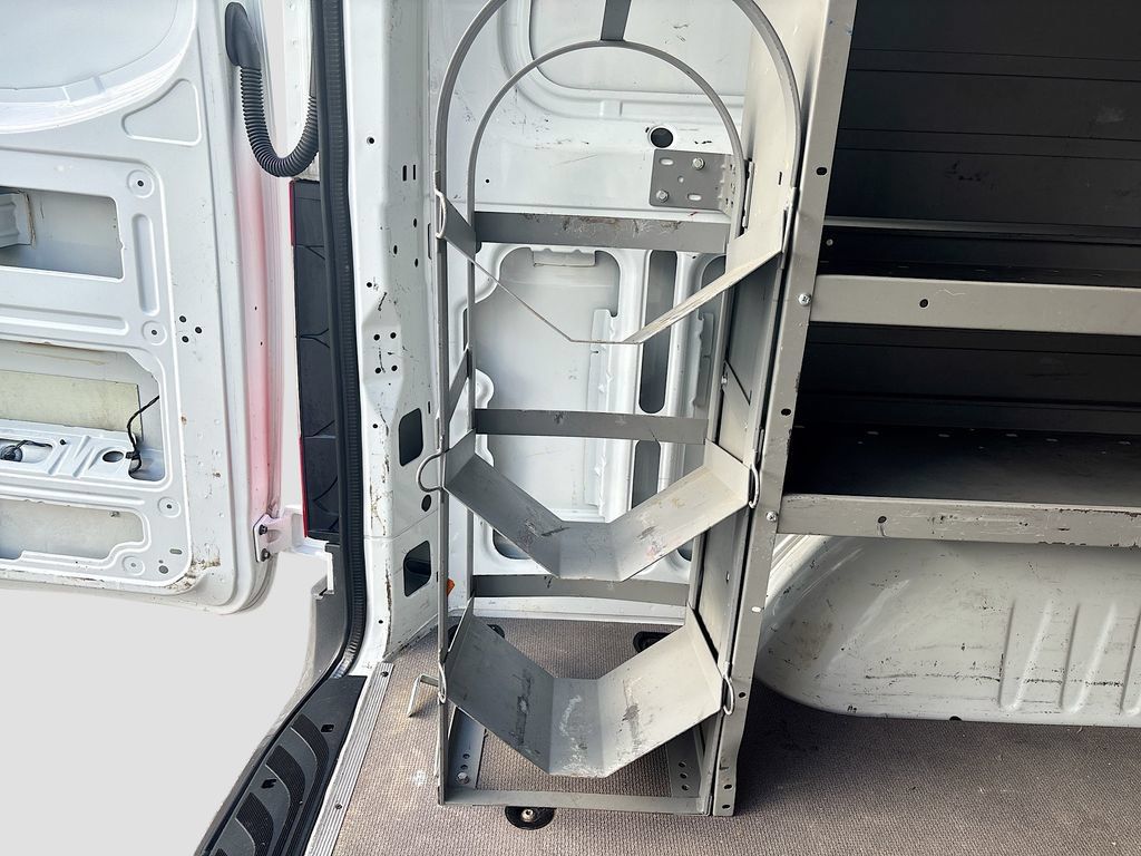 Used 2021 Mercedes-Benz Sprinter 1500 image 24