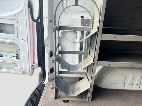 Used 2021 Mercedes-Benz Sprinter 1500 image 24