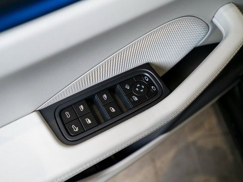 New 2025 Porsche Macan Turbo Electric image 24