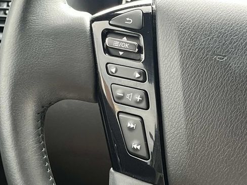 Used 2021 Nissan Armada SL w/ Midnight Edition Package RWD image 38