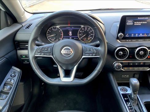 Used 2023 Nissan Sentra SV image 5