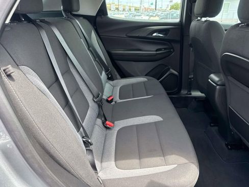 Used 2025 Chevrolet TrailBlazer LS w/ LS Confidence Package FWD image 10