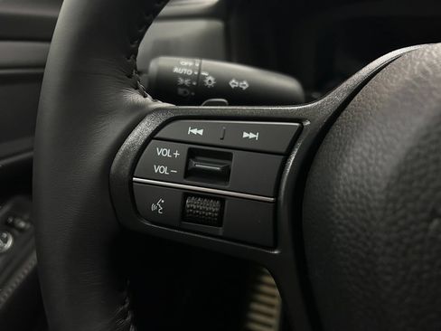 Used 2025 Honda Accord Sport image 13