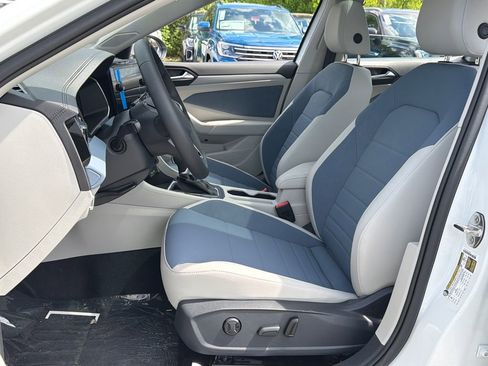 New 2026 Volkswagen Jetta SE FWD image 21