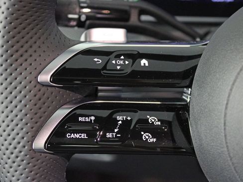 Certified 2024 Mercedes-Benz C 300 4MATIC Sedan image 21