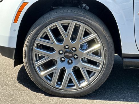 New 2026 GMC Yukon XL Denali Ultimate AWD/4WD image 26