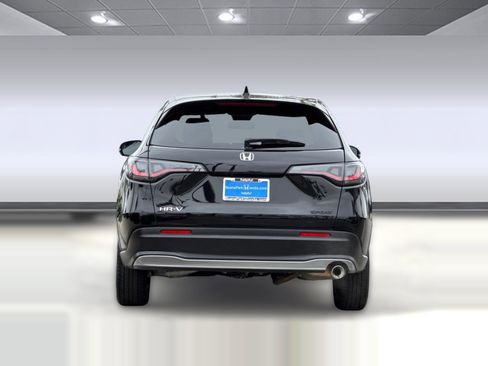 Used 2025 Honda HR-V Sport image 9