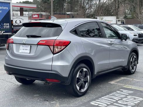 Used 2018 Honda HR-V EX image 4
