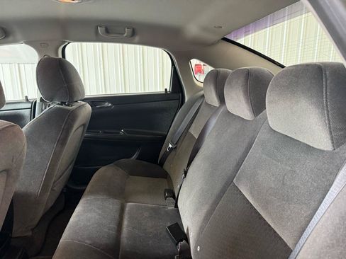 Used 2009 Chevrolet Impala LS FWD image 38