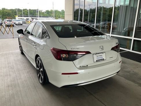 Certified 2025 Honda Civic Sport Touring image 20