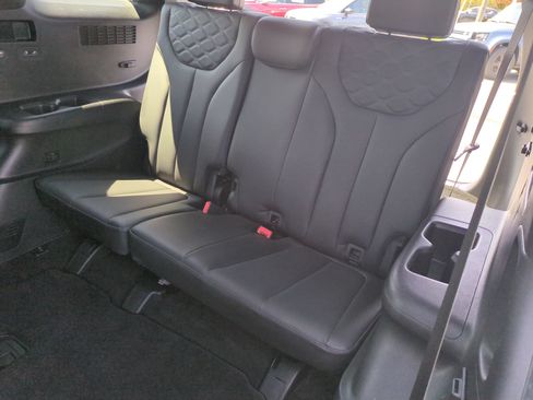 Used 2022 Hyundai Palisade Calligraphy FWD image 32