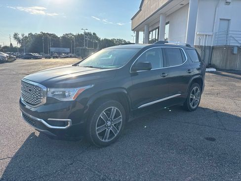 Used 2019 GMC Acadia Denali w/ Technology Package AWD/4WD image 3