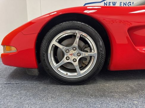 Used 2003 Chevrolet Corvette Coupe RWD image 24
