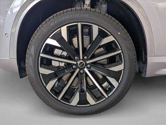 New 2026 Volvo XC90 T8 Plus w/ Protection Package Premier AWD/4WD image 10