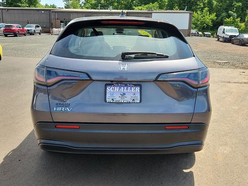 Used 2023 Honda HR-V LX image 5