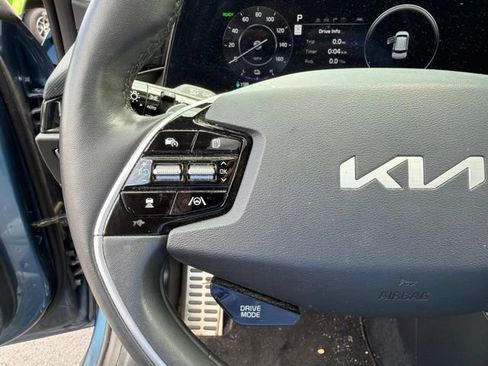 Used 2023 Kia Niro Wave w/ Wave Preserve Package FWD image 19