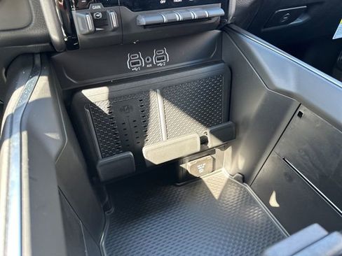 New 2026 RAM 1500 Big Horn AWD/4WD image 31