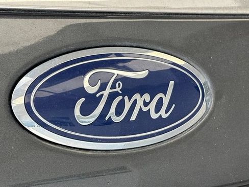 Used 2020 Ford Expedition XLT w/ Equipment Group 202A AWD/4WD image 22