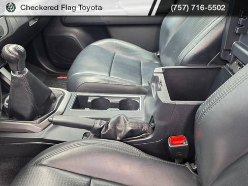 Used 2021 Toyota Tacoma TRD Sport w/ TRD Premium Sport Package AWD/4WD image 25
