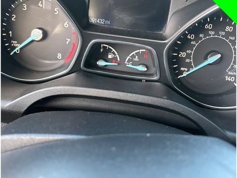Used 2019 Ford Escape SEL AWD/4WD image 10