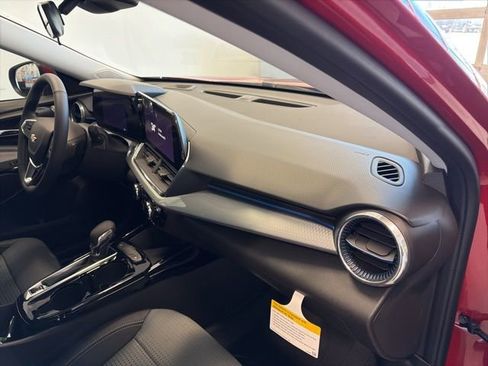 New 2026 Chevrolet Trax LT w/ Driver Confidence Package FWD image 22