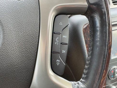 Used 2013 GMC Sierra 2500 Denali w/ Suspension Package, Off-Road image 20