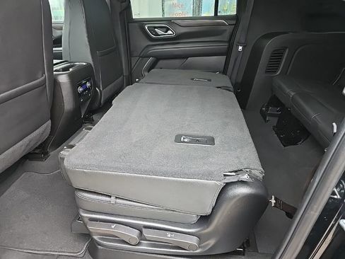 Used 2024 Chevrolet Suburban LT image 89