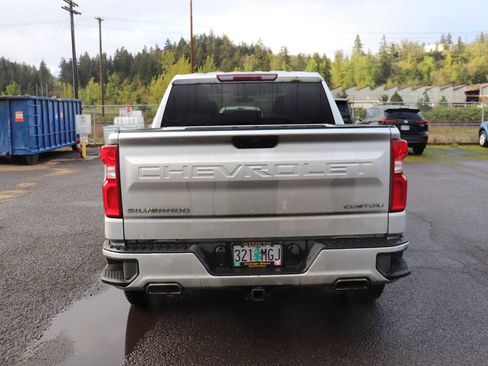 Used 2020 Chevrolet Silverado 1500 Custom w/ Custom Value Package image 6