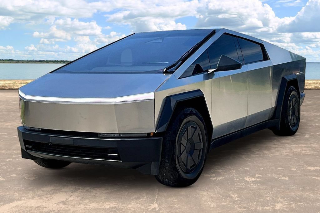Used 2024 Tesla Cybertruck AWD Crew Cab image 1