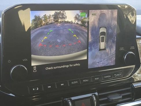 Used 2023 Nissan Pathfinder SL w/ SL Premium Package image 20