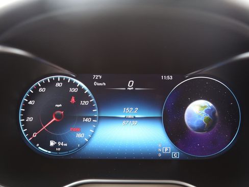 Used 2022 Mercedes-Benz GLC 300 image 11