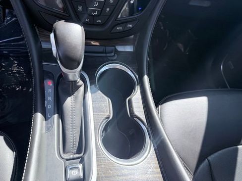 Used 2020 Buick Envision Premium image 16
